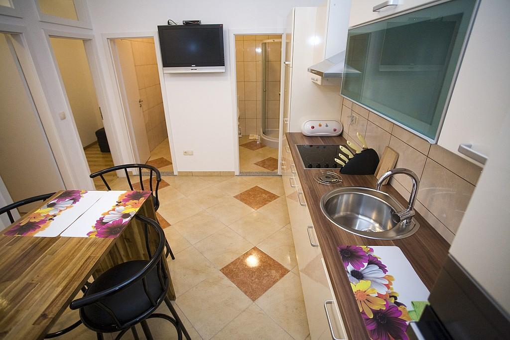 Apartments Rubic 오미스 객실 사진