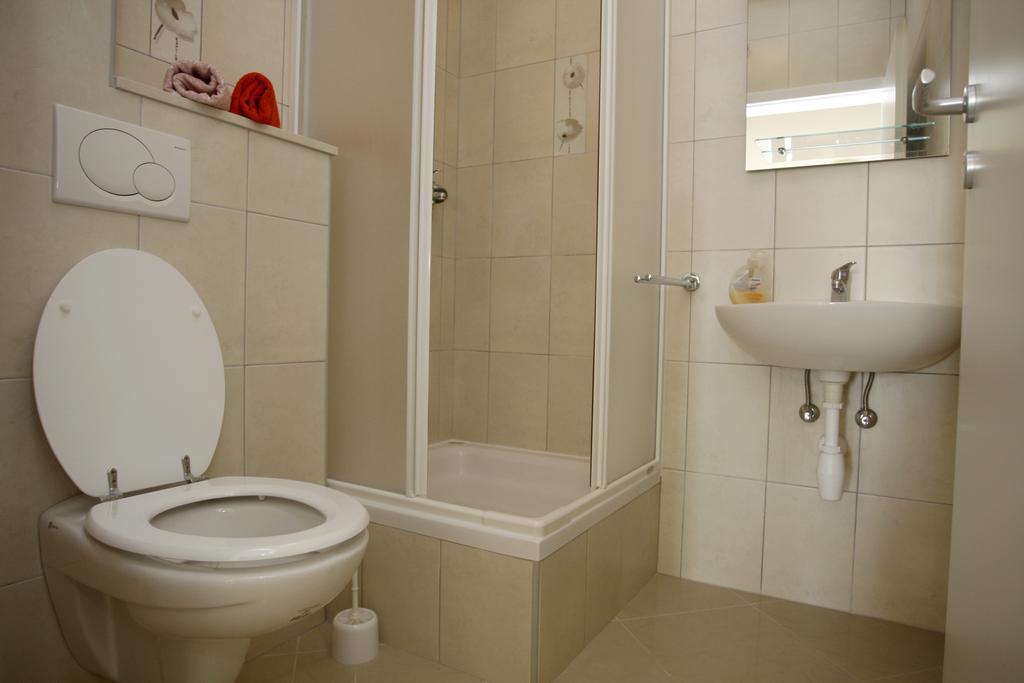 Apartments Rubic 오미스 객실 사진